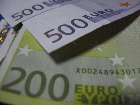 Τύχη «βουνό» για διασώστη του ΕΚΑΒ – Έχασε 50.000 ευρώ αλλά του τα επέστρεψαν